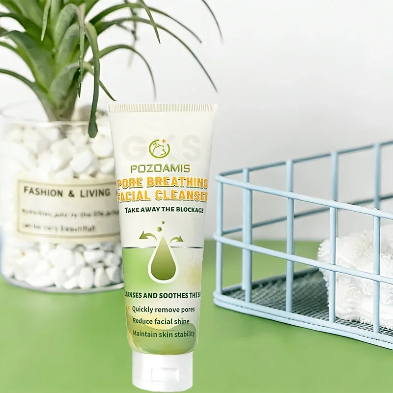 Facial cleanser gently cleanses and soothes the skin, leaving it smoother and more delicate. Suitable for both men and wome