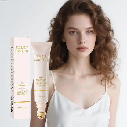 Soft and smooth makeup primer creates a clear, natural, and flawless makeup look that is light, moist and highly moisturizing.