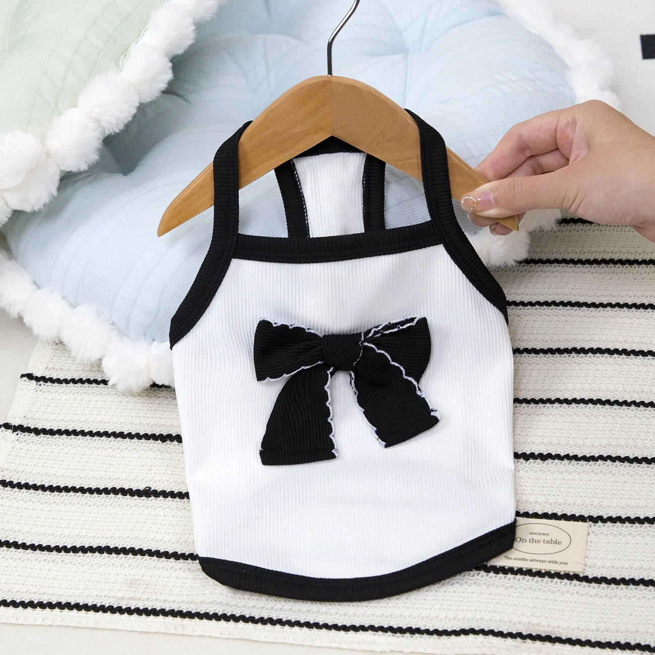 Pet Bow Vest Cat Clothes Thin Spring/summer Princess Camisole Vest Teddy Summer Simple Sun Protection Short Sleeved Shirt
